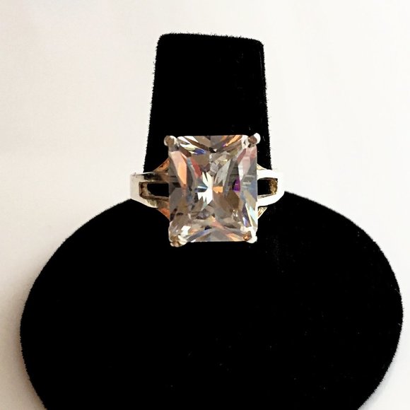 Radiant cut Solitaire SILVER Ring - Picture 1 of 4